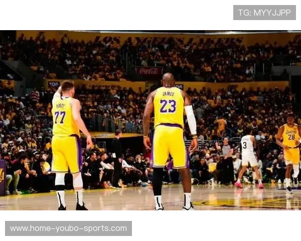 湖人队签下新援助力阵容补强 詹姆斯能否带领球队再度冲击总冠军
